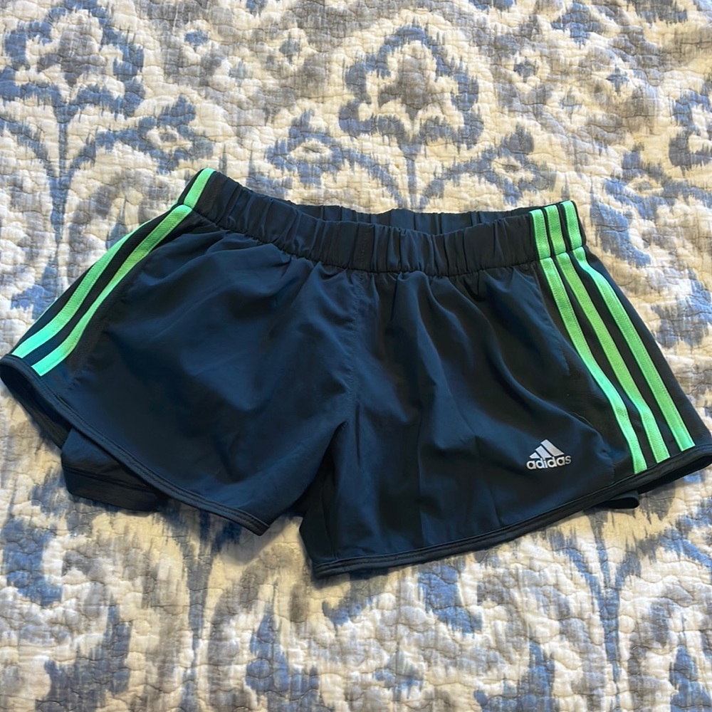 Adidas Shorts Size S